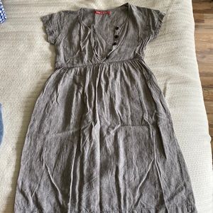 Pyne and Smith Clothiers Dress women’s xs. Railroad pattern, grey blue striped.